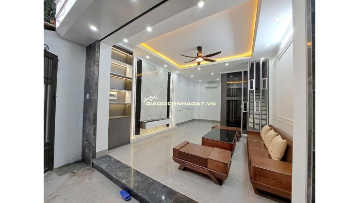 Chính chủ bán nhà 121 Thạch Bàn, Long Biên, Hà Nội.