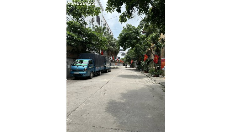 NHÀ 5 TẦNG MỚI KOONG – THANG MÁY – GARA Ô TÔ – DÂN TRÍ CAO – NHỈNH 10 T.Ỷ