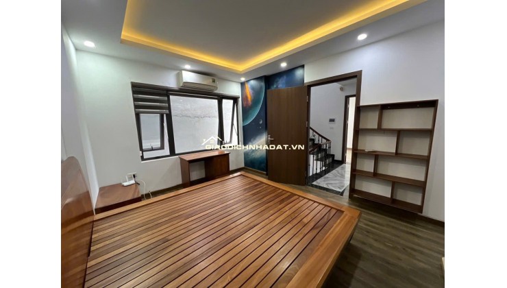 SIÊU ĐẸP ĐỘI CẤN- BA ĐÌNH,NGÕ RỘNG -42M2 x 5 Tầng,4 PN ĐỦ CÔNG NĂNG -CHỈ VIỆC VỀ Ở