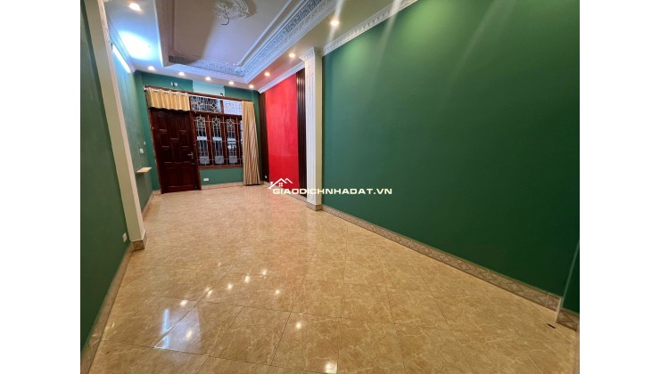 Nhà Phố Kim Mã- BA ĐÌNH 6.5 tỷ, 34M2 x6Tầng. Ngõ thông,ô tô tránh+kinh doanh