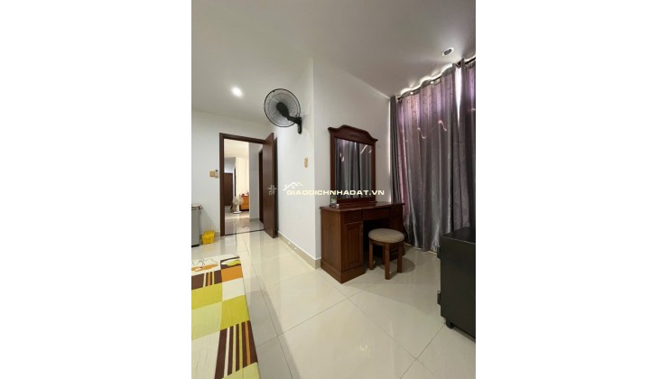 Cần bán căn hộ chính chủ 101.7m2 The Mansion, Nguyễn Văn Linh, Bình Chánh