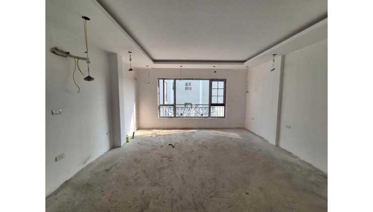 Bán nhà Định Công Hạ- Hoàng Mai, DT 37m x 7 tầng. Thang máy, ô tô đỗ cửa, kinh doanh