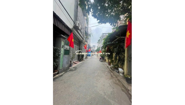 CHÍNH CHỦ BÁN NHÀ PHỐ KẺ TẠNH LONG BIÊN 41M2, SỔ ĐỎ, CHỈ 7,2 TỶ. LH:0347126666