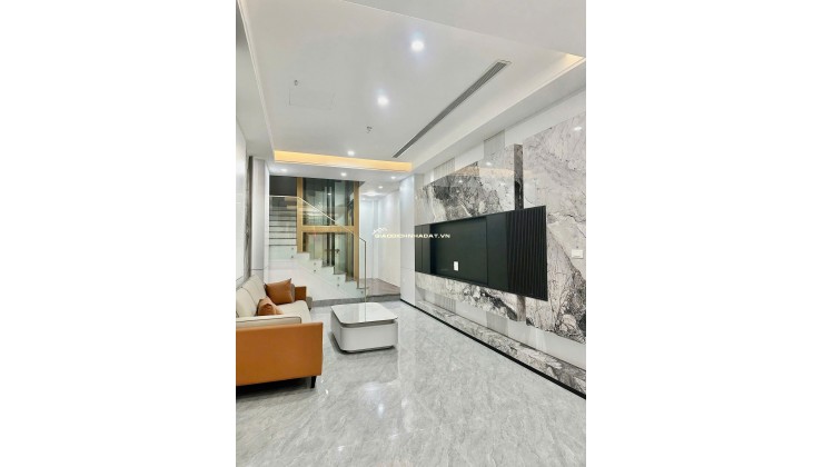 NHÀ VỊ TRÍ CỰC ĐẸP SÁT NGAY XUÂN LA-TÂY HỒ. 50M2 X 6 TẦNG, SỔ ĐỎ, 14.8 TỶ. LH:0979192933.