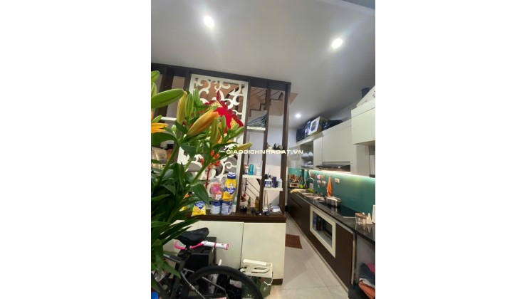 BÁN NHÀ NGỌC THỤY – 30M² – 5 TẦNG – 6.2 TỶ