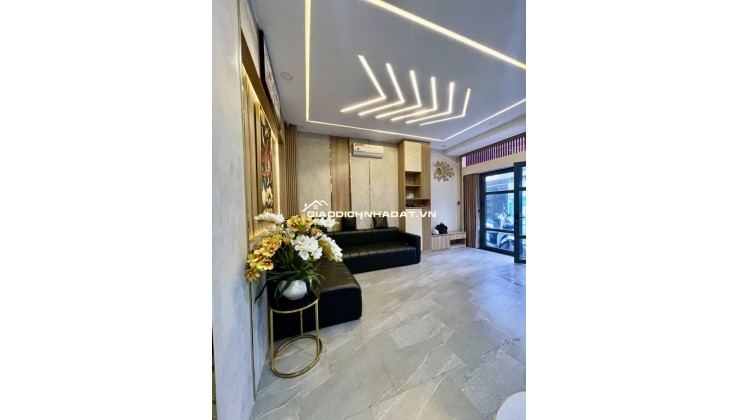 BÁN NHÀ KHU VIP PHAN XÍCH LONG- LÔ GÓC- NHÀ MỚI ĐẸP- PHONG CÁCH HIỆN ĐẠI