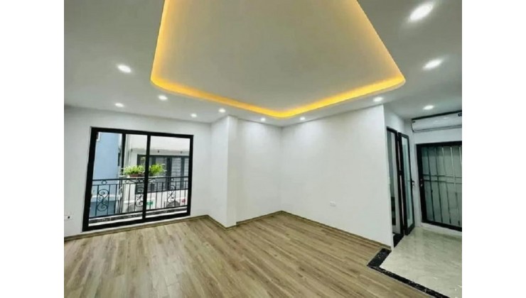 Bán nhà Định Công Hạ - Hoàng Mai, DT 41m x 6 tầng, thang máy, ô tô đỗ cửa