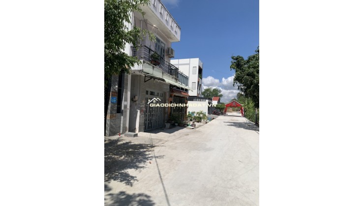 Nhà Nguyễn Văn Tạo, Nhà Bè, giáp CT Bến Lức - Long Thành, 100m2, 3 tầng, đường 8m, 5,6 tỷ TL