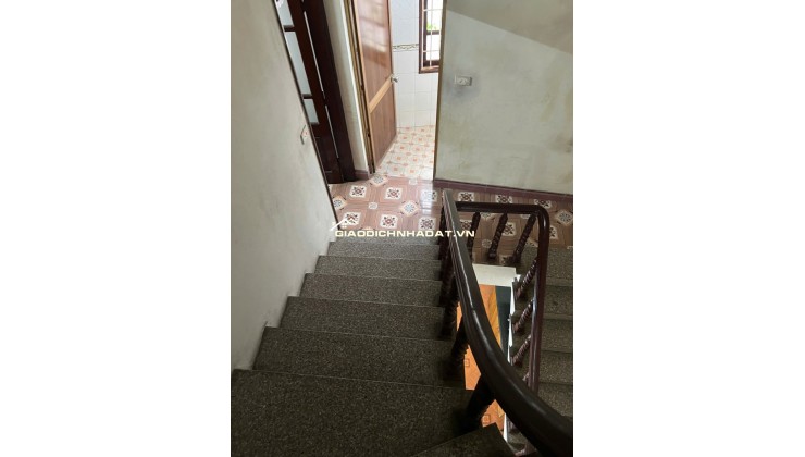 BÁN NHÀ MẶT PHỐ LÝ SƠN - LONG BIÊN - hoạt động ĐỈNH - địa chỉ ĐẮC ĐỊA