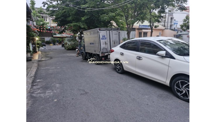 Nhà bán phường 25 bình thạnh đường nguyễn văn thương D1 nhà 52m2 4 tầng hẻm xe tải chỉ 13,2 tỷ