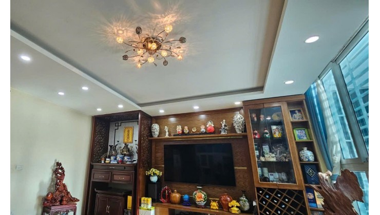 Bán nhà Xuân Đỉnh Lo Góc có chỗ để oto trong nhà