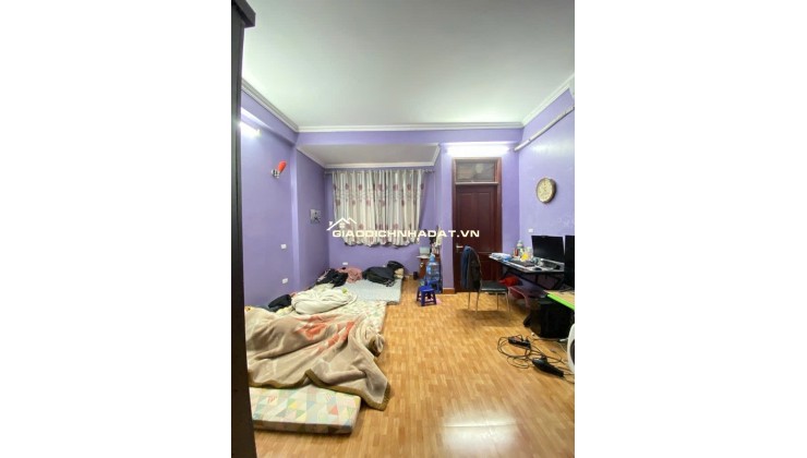 Nhà dân Xuân Đỉnh xây kiên cố, diện tích rộng, sổ đỏ nở hậu