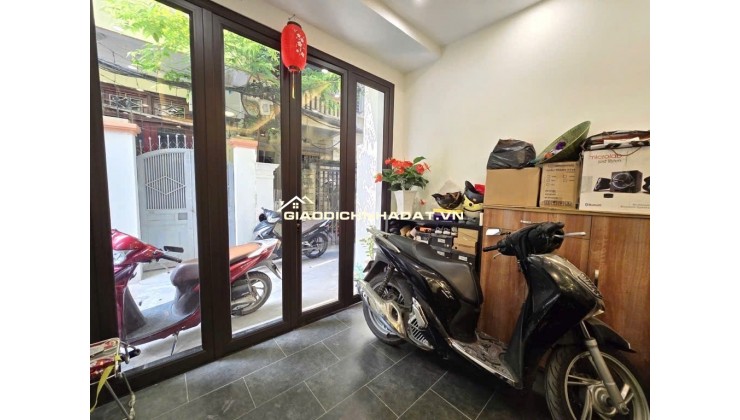 Hàng hiếm lõi Ba Đình, nhà đẹp 6 tầng thang máy, mới xây đầu năm 2024