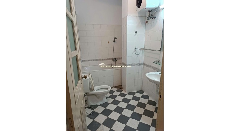 Bán nhà siêu phẩm Tây Hồ, dân xây kiên cố , 4 tầng đẹp bề thế