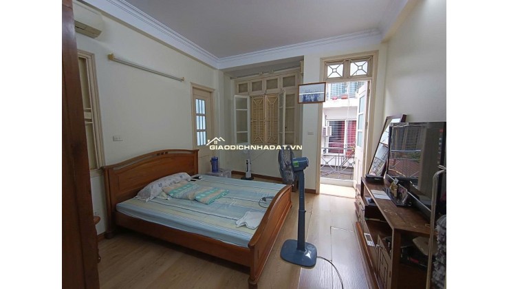 Bán nhà siêu phẩm Tây Hồ, dân xây kiên cố , 4 tầng đẹp bề thế