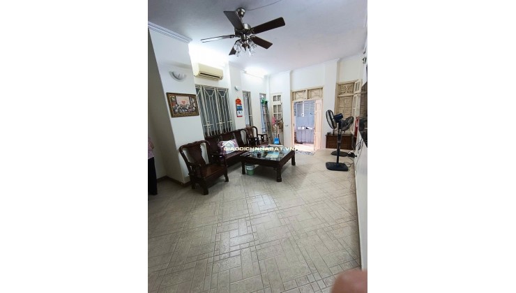 Bán nhà siêu phẩm Tây Hồ, dân xây kiên cố , 4 tầng đẹp bề thế