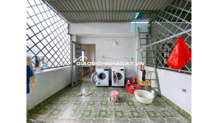 NHÀ LÔ GÓC PHẠM VĂN CHIÊU THÔNG THOÁNG, YÊN TĨNH, SẠCH SẼ 8.6VND