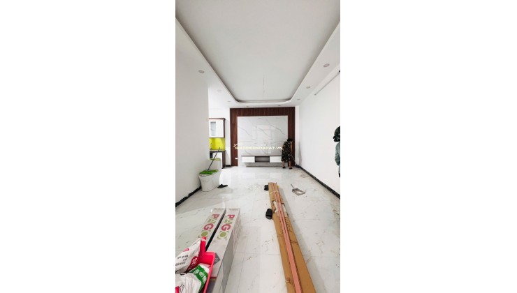 Bán Nhà Trương Định, Hoàng Mai , Mới kooong , thang máy 5T 42m2 3,6m Mặt tiền,giá 8,9 Tỷ
