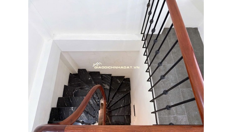 Bán Nhà Trương Định Hoàng Mai , 37m2 5T 4m mặt tiền giá 6,35 tỷ