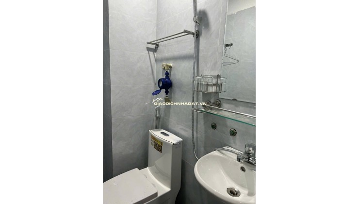 BÁN NHÀ CHUNG CƯ MINI TRẦN DUY HƯNG – CẦU GIẤY, 50M², 6 TẦNG, MẶT TIỀN 4M, 10 PHÒNG KHÉP KÍN, THANG MÁY, GIÁ 17,4 TỶ