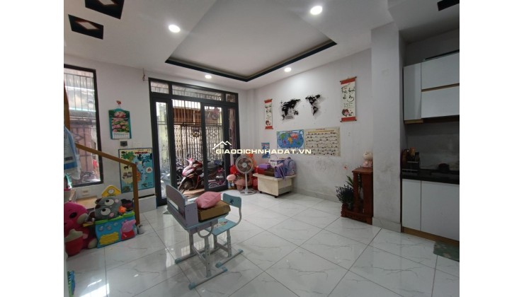 Nhà Đẹp 3 Tầng Gò Vấp – Ngang 5m – Cách HXH 30m – Chỉ Hơn 3 Tỷ
