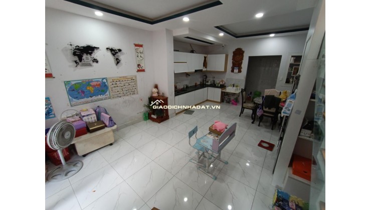 Nhà Đẹp 3 Tầng Gò Vấp – Ngang 5m – Cách HXH 30m – Chỉ Hơn 3 Tỷ