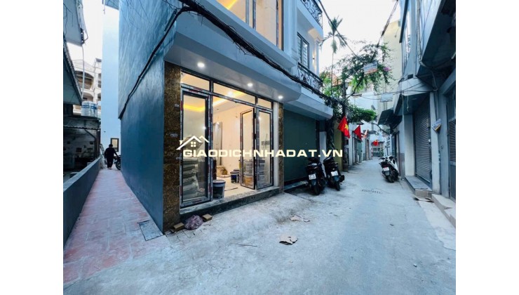 Bán nhà Tân Mai – Hoàng Mai, DT 30M x 5 tầng, Full nội thất, ngõ 3 gác, gần phố
