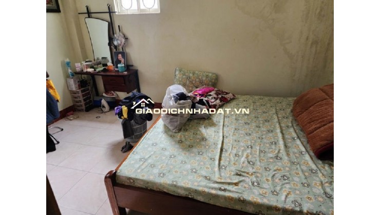 Bán nhà phố Nguyễn Chính - Hoàng Mai, DT 35m x 4 tầng. Ô tô tránh, vài bước ra mặt phố