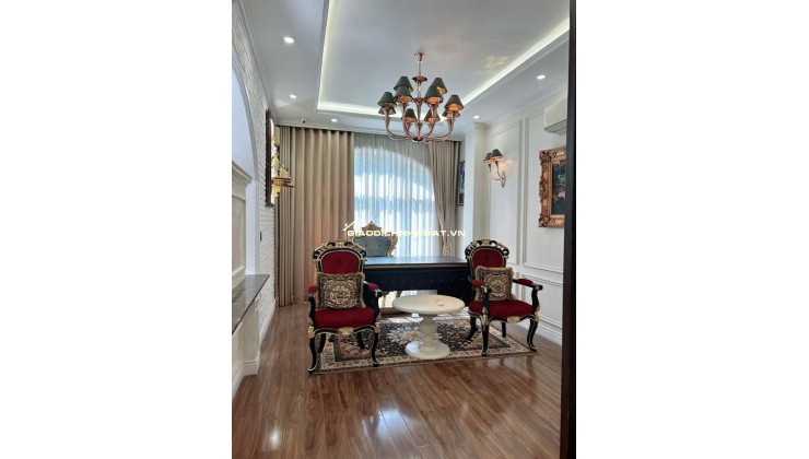 Tìm chủ nhân mới BIỆT THỰ 230m2 3 lầu đường Nguyễn Ảnh Thủ, p.Trung Mỹ, Quận 12.