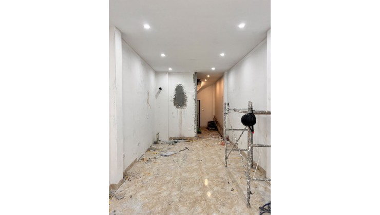 Bán nhà Đại Từ - Hoàng Mai, DT 42m x 6 tầng, thang máy,full nội thất.