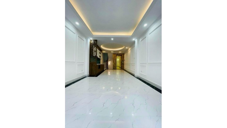 Bán nhà Hoàng Liệt - Hoàng Mai, DT 50m x 5 tầng. Ô tô đỗ cửa, thang máy, view hồ