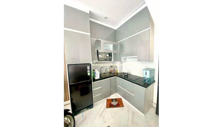 chủ cần tiền bán gấp nhà hoàng mai 30m2 5,6 tỷ có thương lượng