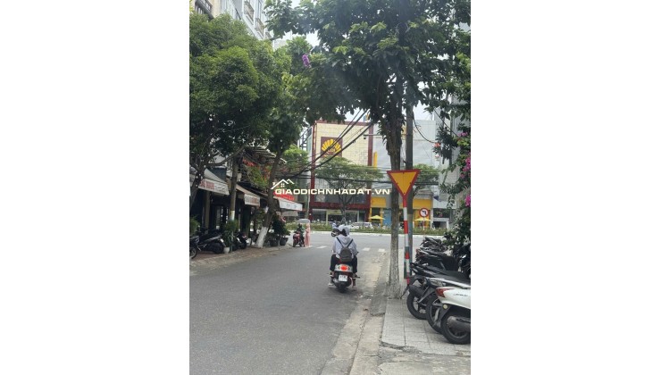 Cơ hội sở hữu khách sạn triệu đô sát Nguyễn Văn Linh, ngay chân cầu Rồng ĐN