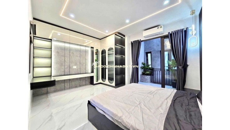 SIÊU PHẨM MỚI KHÂM THIÊN – THANG MÁY – VỊ TRÍ ĐẮC ĐỊA – 5 TẦNG ĐẸP –44M2 5T MT 4M CHỈ 7,9 TỶ