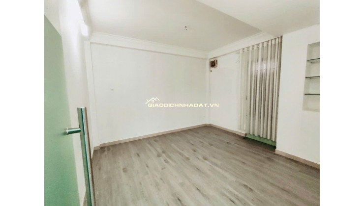Bán Nhà Mặt Tiền Đường Nguyễn Trọng Tuyển, P.2, Tân Bình - 4x15m - 18.5 Tỷ