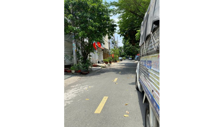 TOÀ NHÀ 7 TẦNG CÓ HẦM PHẠM HUY THÔNG, BAO GỒM 16 PHÒNG CHO THUÊ.