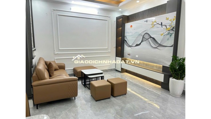 QUAN NHÂN PHÂN LÔ OTO TRÁNH, KINH DOANH, VIEW HỒ ĐIỀU HOÀ, 40M 5 TẦNG, MẶT TIỀN 4.5M GIÁ 11,5 TỶ