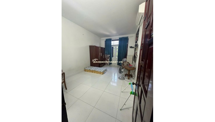 MẶT TIỀN KINH DOANH ĐƯỜNG 33m SÂN BAY ĐÀ NẴNG 300m2 sử dụng CHỈ 11 TỶ NHỈNH