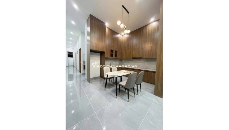 KÈO THƠM!!! Xuất hiện căn cấp 4 hoàn thiện với diện tích quá đẹp 4.5x23m  - Sổ riêng thổ cư !