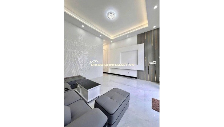 Chính chủ bán gấp căn nhà cấp 4 xây mới Gần Nhà Hàng Tiệc Cưới Vạn Phước Center, Cây xăng Bửu Long