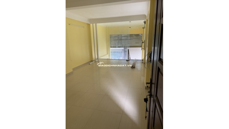 Cho thuê văn phòng tầng 1- 40 m2 tại Mễ Trì Thượng, đường ô tô tránh