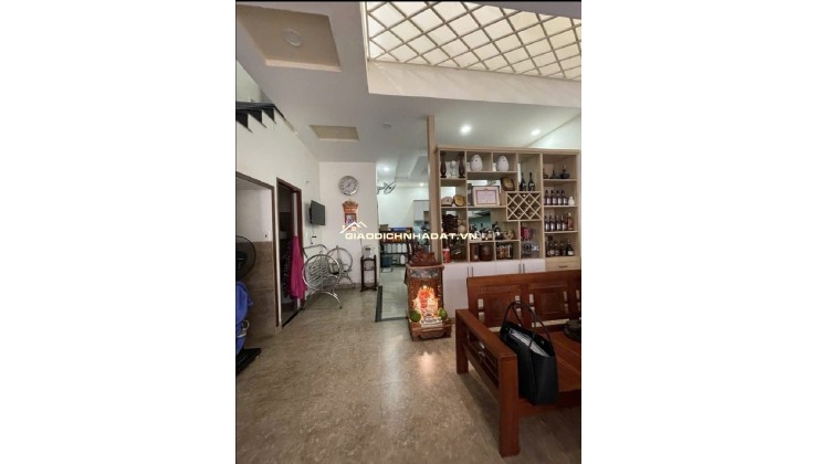 GIẢM MẠNH. NHÀ HXH 2 TẦNG BTCT. 66M2. TRƯỜNG THỌ. THỦ ĐỨC. GẦN MOONLIGHTL. 6 TỶ
Mô tả: A03