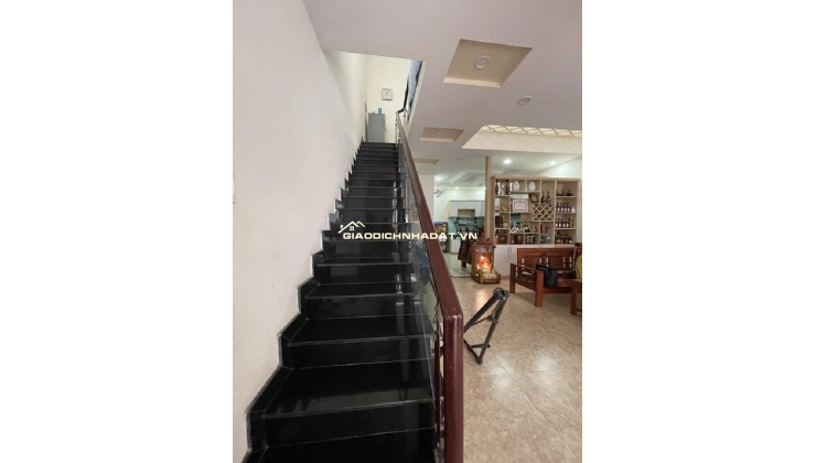 GIẢM MẠNH. NHÀ HXH 2 TẦNG BTCT. 66M2. TRƯỜNG THỌ. THỦ ĐỨC. GẦN MOONLIGHTL. 6 TỶ
Mô tả: A03