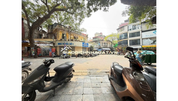 BÁN NHÀ MẶT PHỐ HÀNG LƯỢC, HOÀN KIẾM. 84M2 4 TẦNG MT 4,5M GIÁ 68 Tỷ- VỈA HÈ RỘNG- KINH DOANH VÔ ĐỐI-0978834597