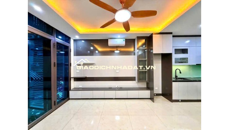 bán gấp tòa nhà dòng tiền 60m giá 13 tỷ tại hoàng văn thái thanh xuân