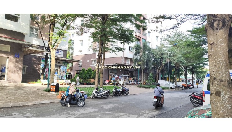 Bán căn shophouse Ehome3 view đẹp– Cơ hội đầu tư hấp dẫn!