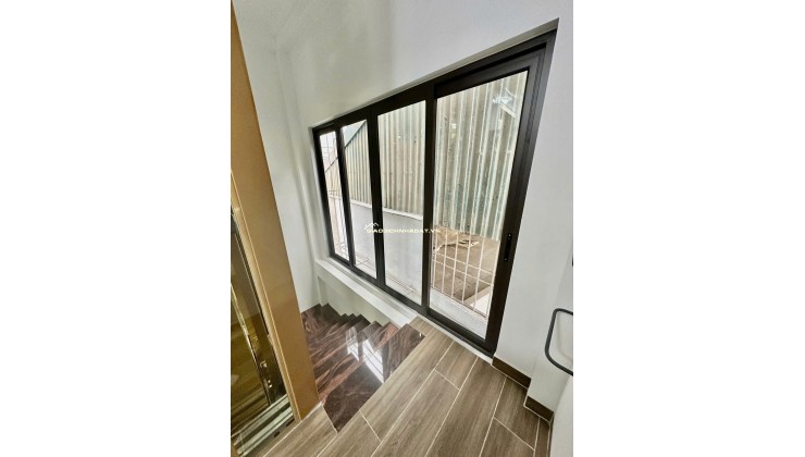 NHÀ VỊ TRÍ CỰC ĐẸP SÁT NGAY XUÂN LA-TÂY HỒ. 50M2 X 6 TẦNG, SỔ ĐỎ, 14.8 TỶ. LH:0979192933.