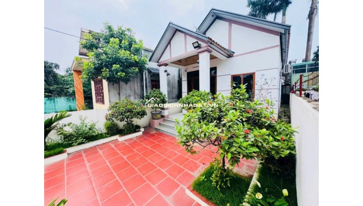 Bán đất tặng nhà tại Đông Yên. 165m full thổ cư