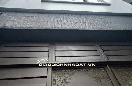 SIÊU PHẨM LẠC LONG QUÂN MỚI CỰC ĐẸP, 2 THOÁNG, DÂN XÂY Ô TÔ GẦN, BÃI XE NGAY NHÀ CHỈ 9.2 TỶ