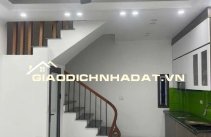 BÁN NHÀ 5 TẦNG TRUNG TÂM PHÚC LỢI, LONG BIÊN - VỊ TRÍ VÀNG, TIỆN ÍCH NGẬP TRÀN!